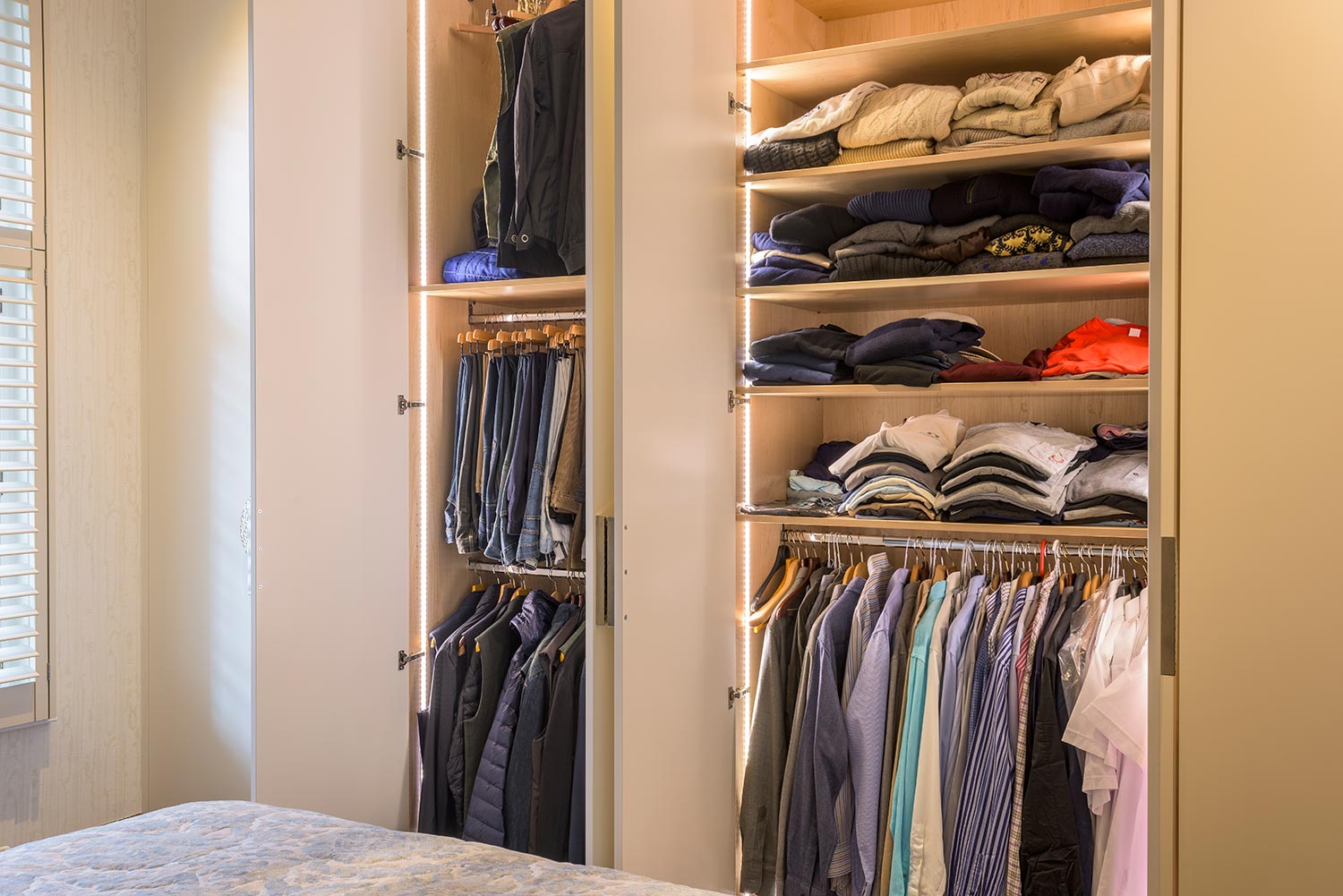 inside bespoke wardrobes